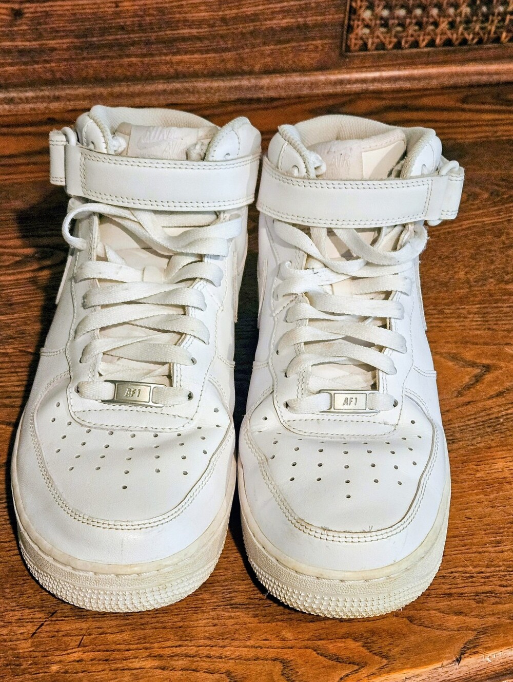 Nike Air Force 1 Mid '07 Triple White Men's Size 9.5 Sneakers